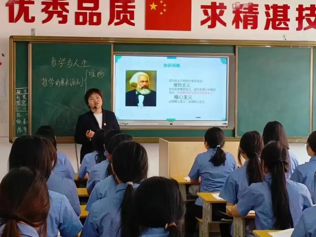 南昌向远轨道技术学校教师在南昌市中小学2022年“园丁杯”教学竞赛中荣获佳绩